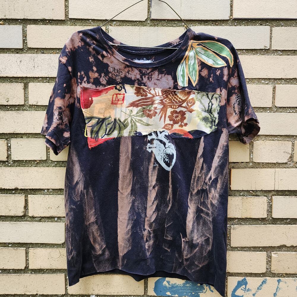 Handmade Upcycled Boho T-Shirt – Bleach-Dyed & Floral Patch Design